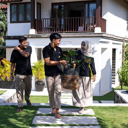 Villa Manis Canggu Exterior photo